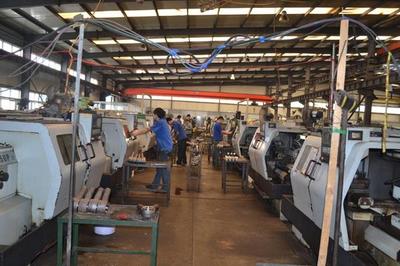 數(shù)控工程系技師班企業(yè)參觀(guān) 深化機(jī)械設(shè)備實(shí)踐認(rèn)知